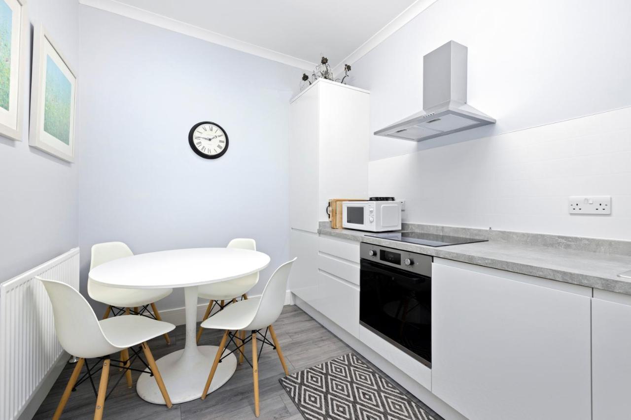 Joivy Modern Flat On Rose Street Apartment EDI Exterior photo